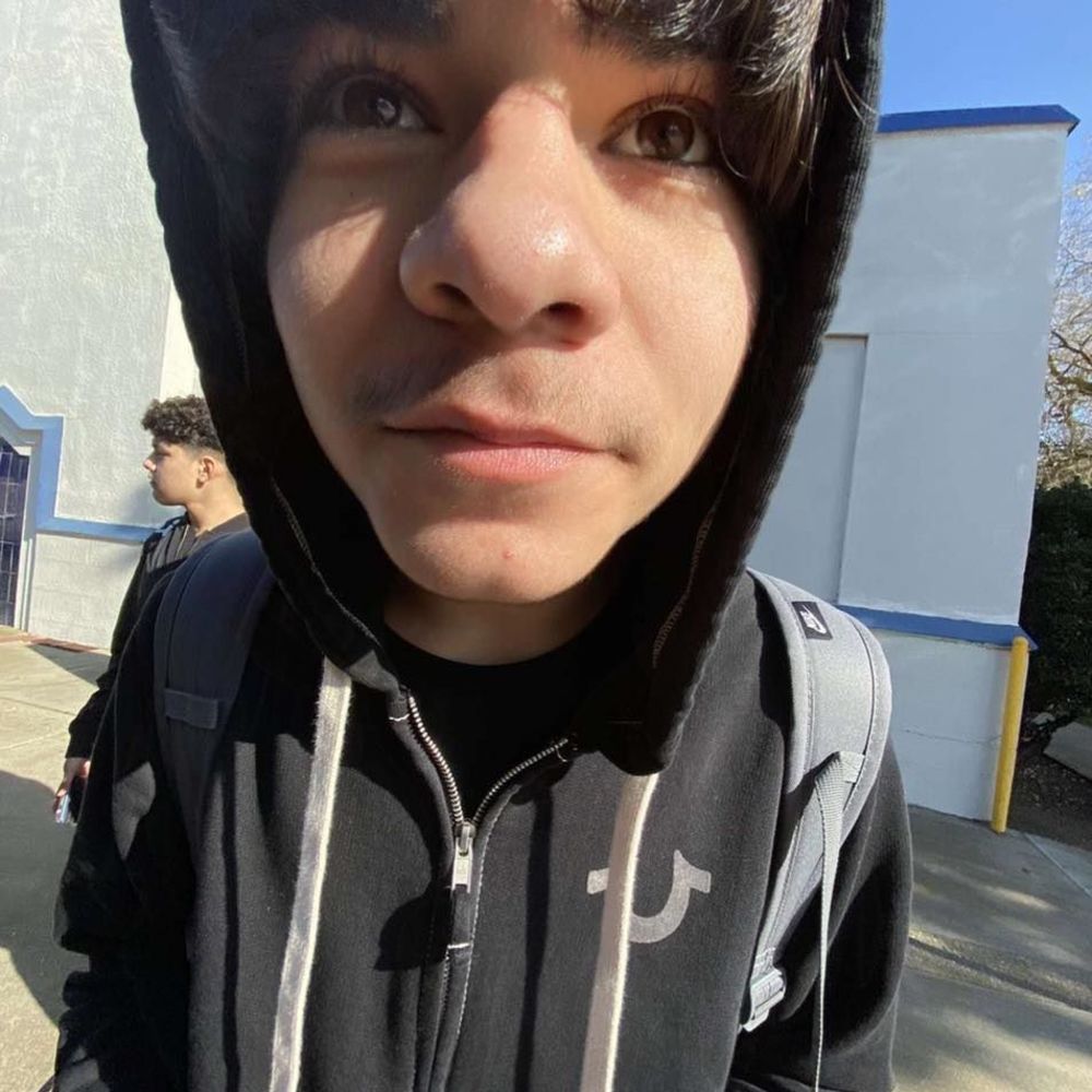 Meet your Posher, Julian